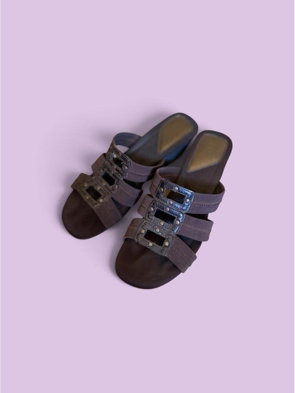 Mooties Tooties Stretch brown sandals #sandals #vintage #y2k